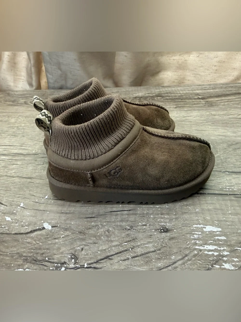 UGG Toddler Classic Ultra Stretch Cuff Booties‎ size 10